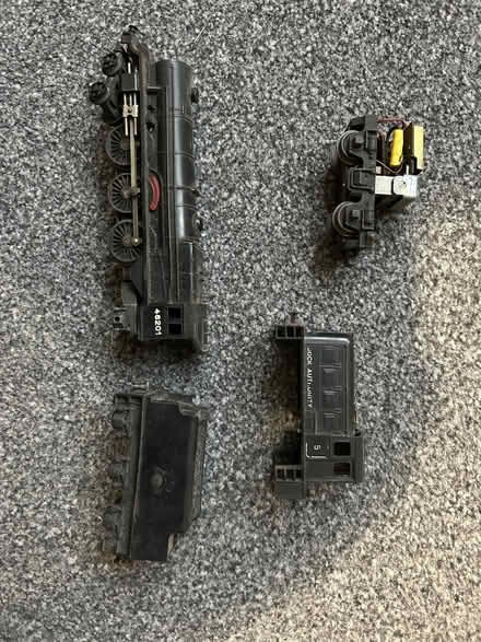 Photo of free HO model railway locomotives - presume not working (Helsington LA8) #3