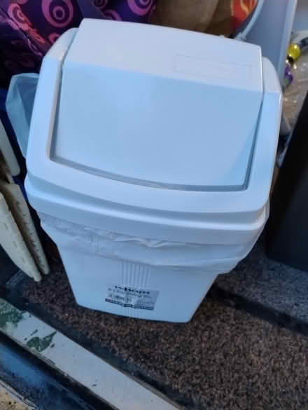 Photo of free Bathroom bin (GL10) #1