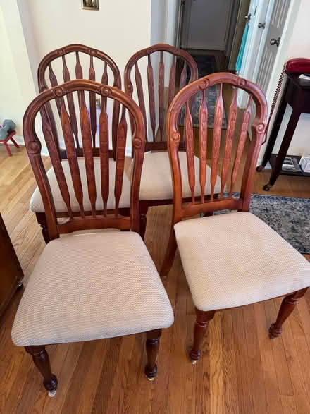 Photo of free 4 Dining room chairs (Wedgewood Place) #1