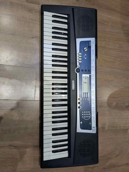Photo of free Yamaha YPT-210 Keyboard with Kinsman Stand (Chapel Allerton LS7) #2