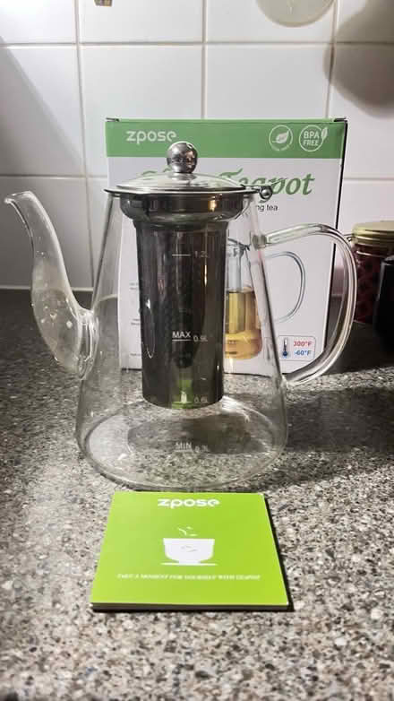 Photo of free Glass Teapot (IP4 Woodbridge Road) #1