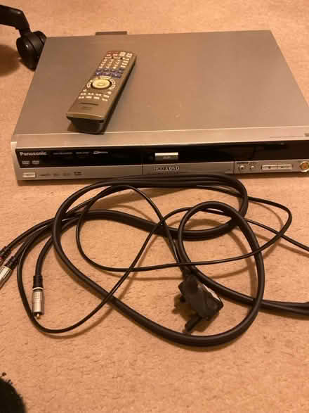 Photo of free Panasonic DVD Player (SE8) #1