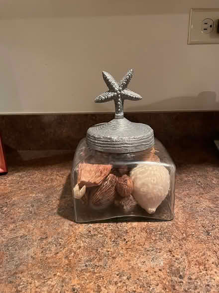 Photo of free Decorative glass container (Roselle) #1