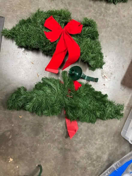 Photo of free Christmas Window swag wreaths (NE Vienna) #4