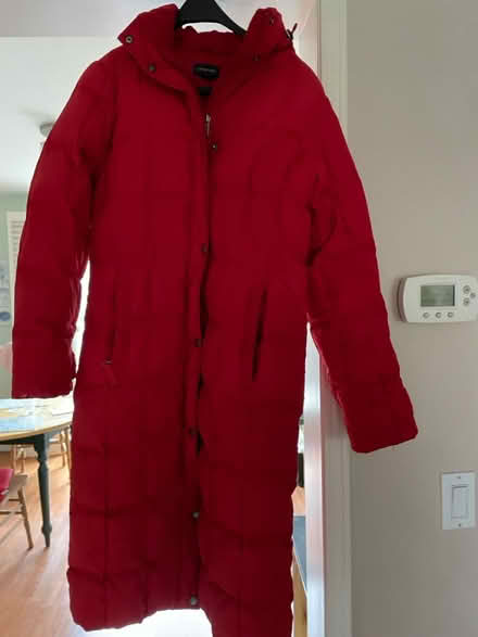 Photo of free Lands end woman’s winter coat (Neyagawa river glen, oakville.) #1