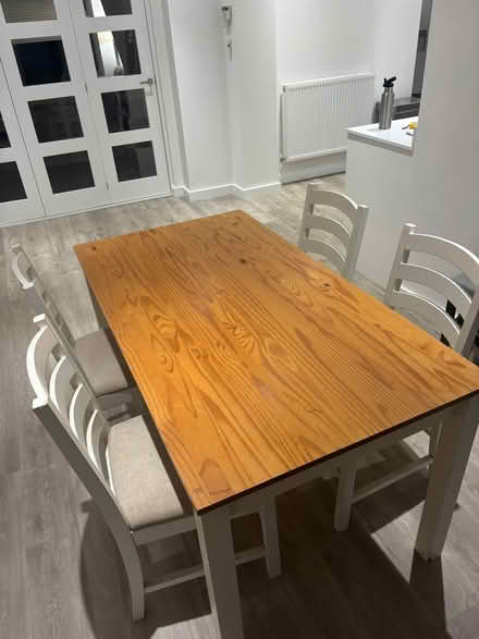 Photo of free Table & chairs (Dunstable LU6) #2