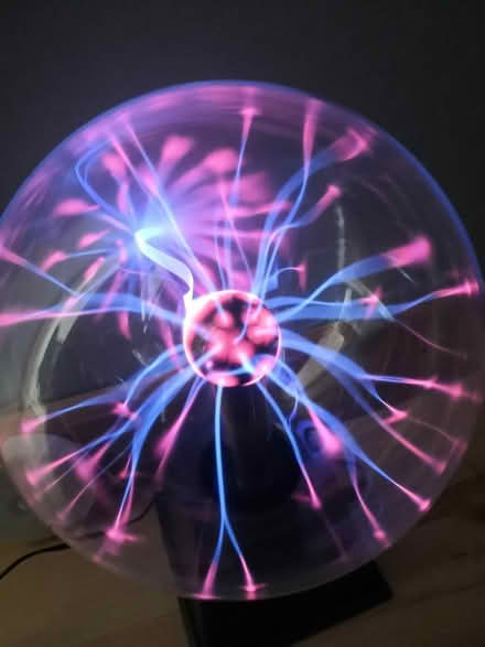 Photo of free Large Plasma lamp (Loughborough LE11) #1