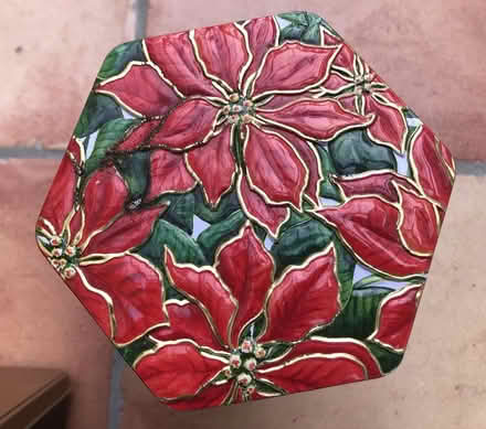 Photo of free 3x tins - for some sort of storage? (Marton) #3