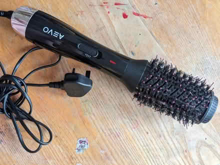 Photo of free Hair styler (Wood Street) #1