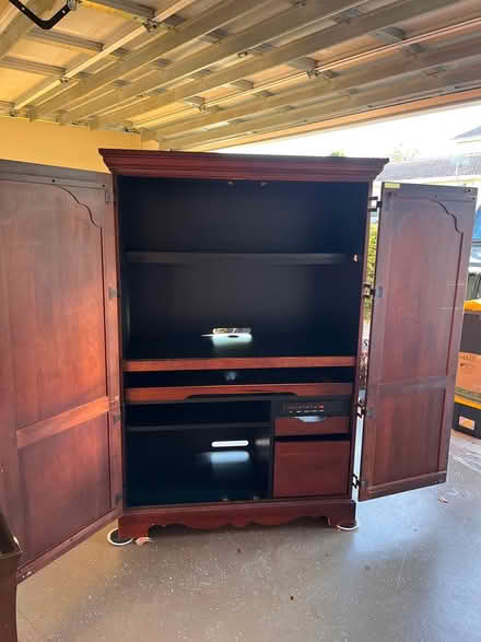 Photo of free TV Armoiew (Rockledge, Fl) #3