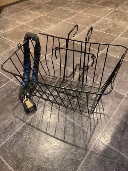 Photo of free Front bike basket (Skaters' Meadow CB3) #1