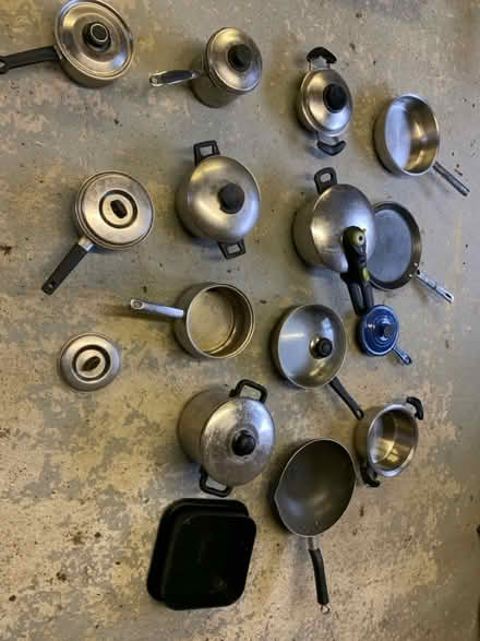 Photo of free Assortment of used pots and pans (Hedgerley SL2) #4