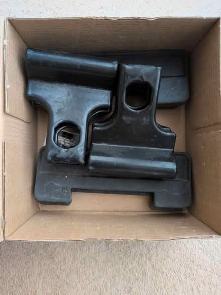 Photo of free Thule 1226 - roof rail foot kit (Amersham HP6) #2