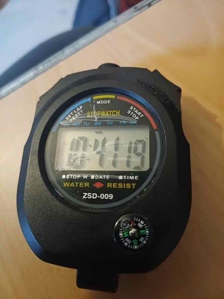 Photo of free Stop watch (Gl4 6GE) #2