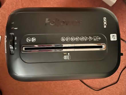 Photo of free Fellowes 22l Paper Shredder (Sonning RG4) #2