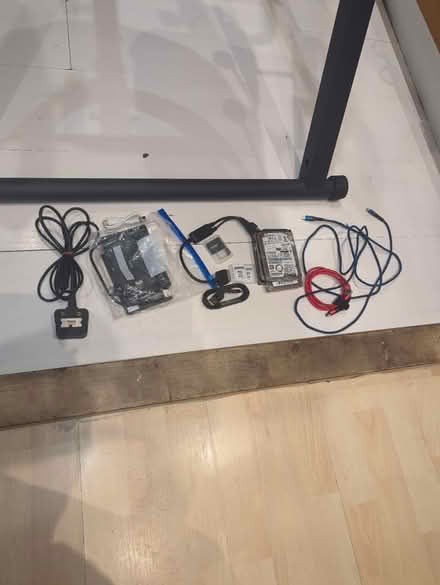 Photo of free Electronic items (Leyton E10) #1