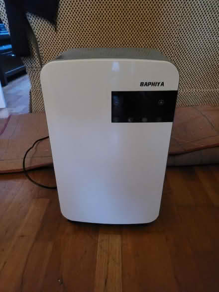Photo of free Dehumidifier- spares or repair (South Norwood SE25) #1