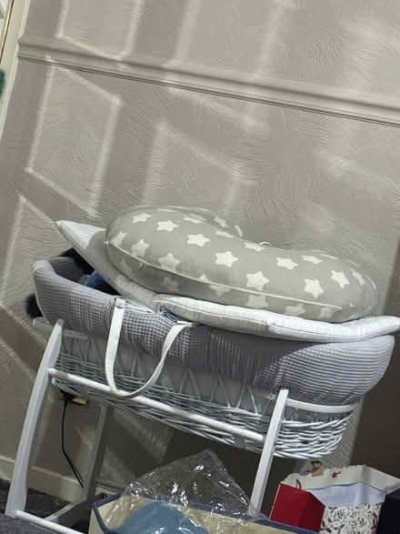 Photo of free Moses basket (East Kilbride G74) #1
