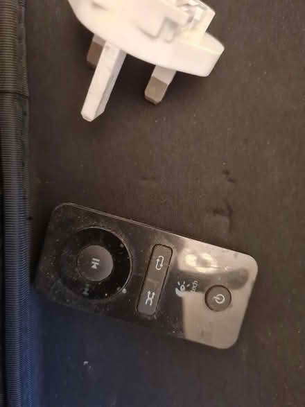 Photo of free Logitech Ipod Player (CT11) #2
