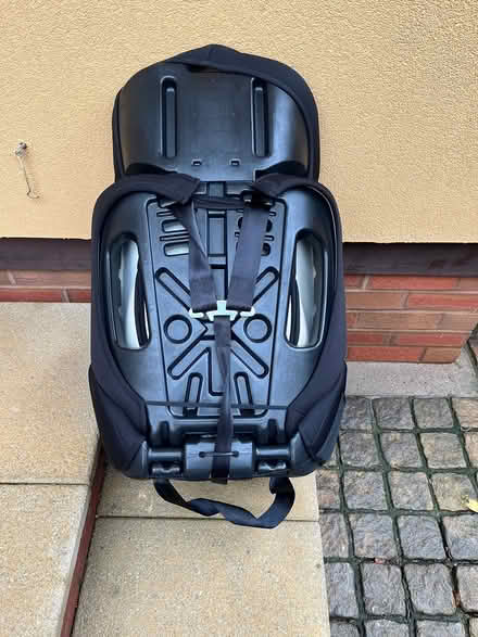 Photo of free Child’s car seat (Kingswinford) #2