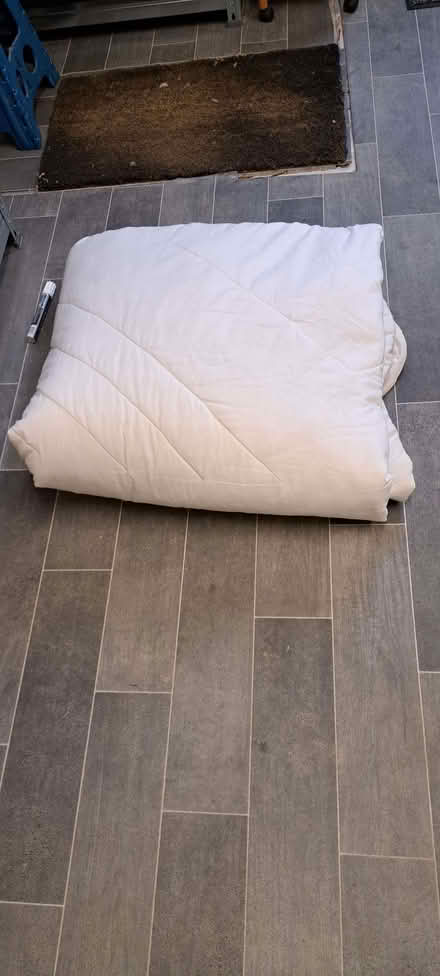 Photo of free Throw bedspread (Presteigne LD8) #1