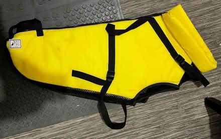 Photo of free Dog Life Jacket, X-Large (Fremont) #2