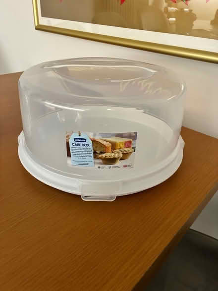 Photo of free Cake box (CV6) #1