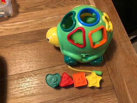 Photo of free xylophone and shape sorter (BN3) #2