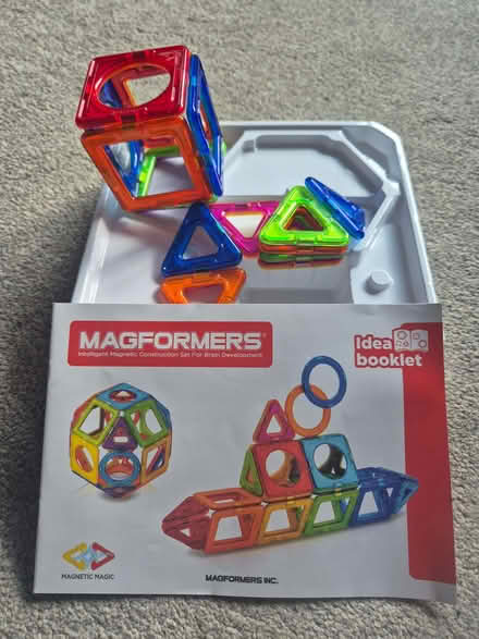 Photo of free Magformers magnet playset (Tranmere Park LS20) #2