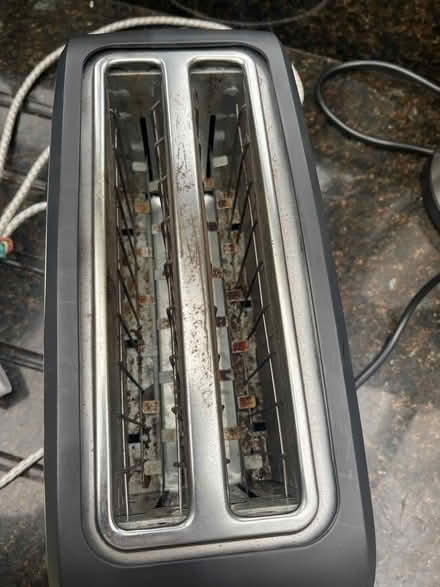 Photo of free Iron and Toaster (Heswall CH60) #2