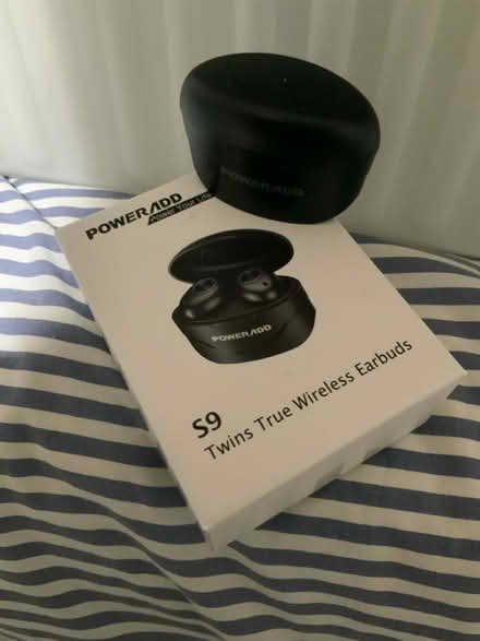 Photo of free Bluetooth earbuds (Bowers x El Camino) #1