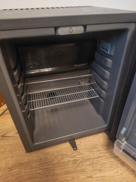 Photo of free Mini fridge chiller American plug (Chessington KT9) #2