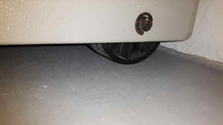 Photo of free Computer Desk (Queenstown, near MRT) #4