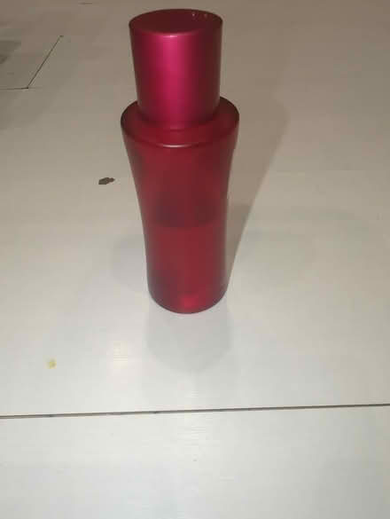 Photo of free Woman perfume (Leyton E10) #2