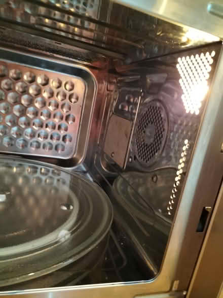 Photo of free Daewoo 700 Microwave (Hilsea Portsmouth PO2) #3