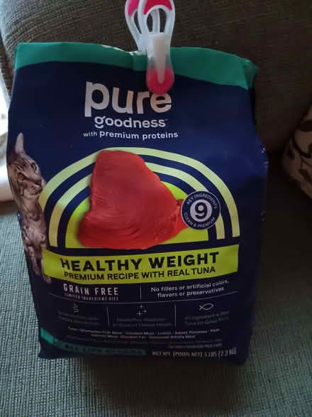 Photo of free Cat food (North Shoreline) #1