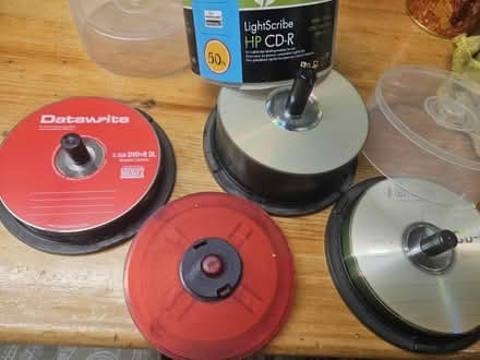 Photo of free Selection of writable dvds & cds (Tardebigge, B97) #1