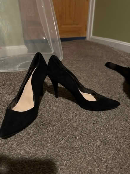 Photo of free 8.5 Nine West black heels (Severn) #1