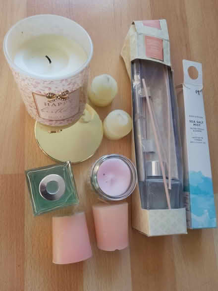 Photo of free Candles and diffusers (SW15 Roehampton) #1