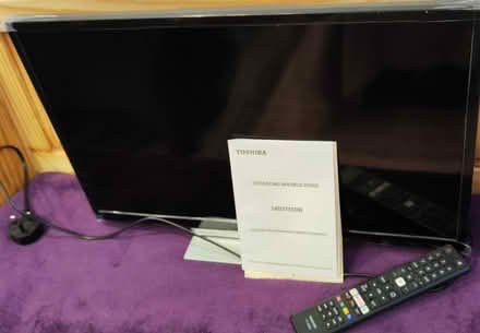 Photo of free Toshiba 24D3753DB TV (Stokenchurch HP14 3) #1