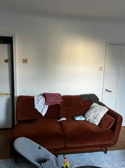 Photo of free L Shape Sofa with Single Seat sofa (Surbiton KT6) #1