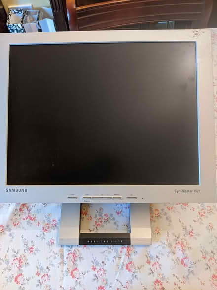 Photo of free Computer screen (Throop) #1