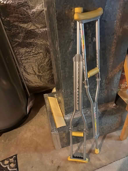 Photo of free Crutches (Hannover & Ballenger) #1