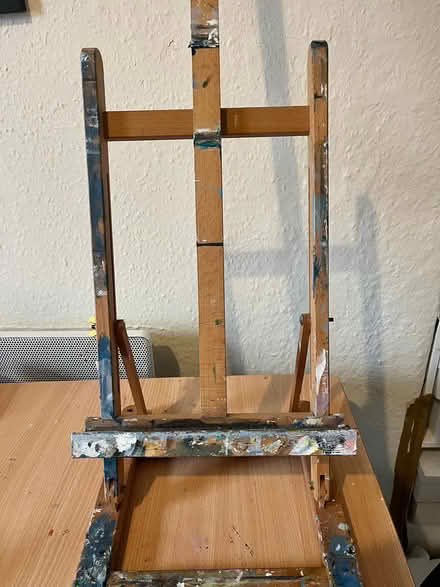 Photo of free table top easel (Kimmage/Harolds Cross) #2