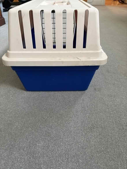 Photo of free Cat/Dog/animal crate box (Lewes Nevill area) #3