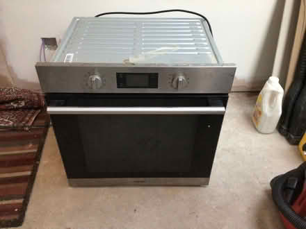 Photo of free Hotpoint electric oven (Petts Wood BR5) #1