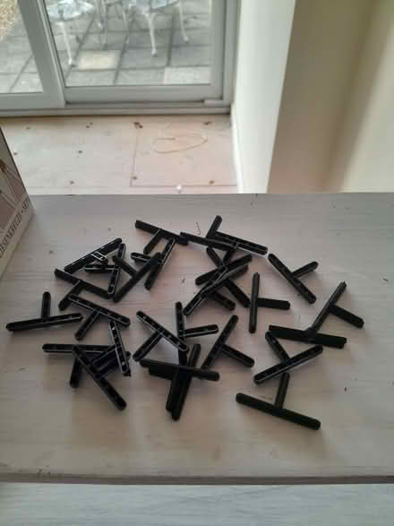 Photo of free Tile spacers (Kendal LA9) #4