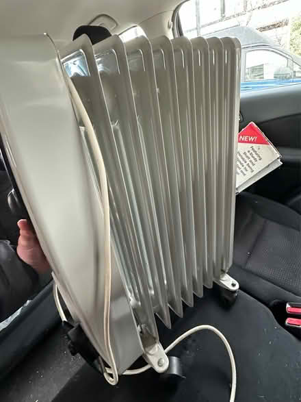 Photo of free Oil filled elec radiator (CH47) #3