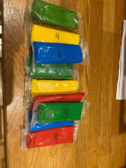 Photo of free Ready to roll fondant icing (Enfield EN2) #1