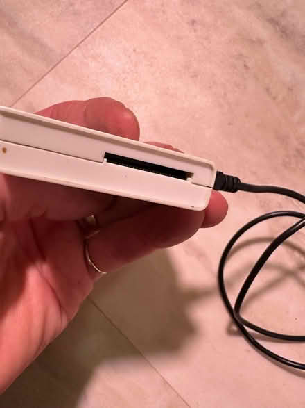 Photo of free Memory card reader - Muti format (Mortimer & Coxwell) #3